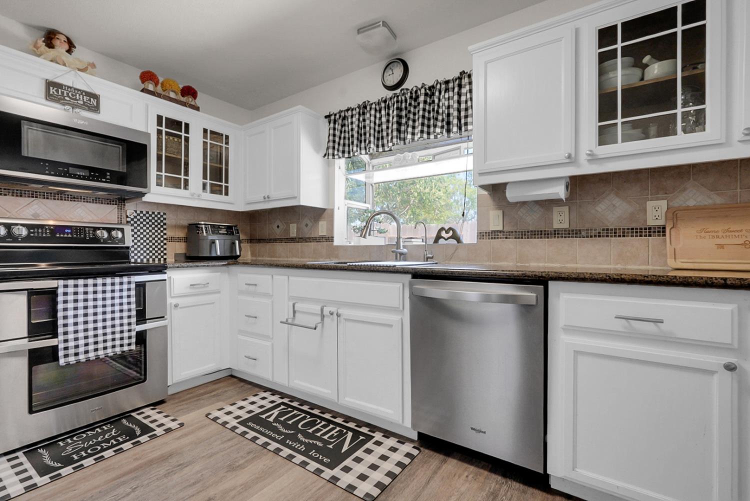 5932 Huntley Ct, Riverbank, CA 95367