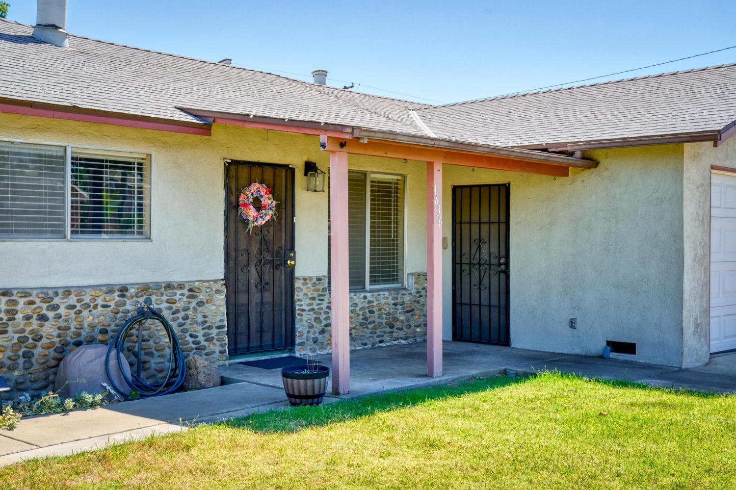 1636 Woodworth Ave, Modesto, CA 95351
