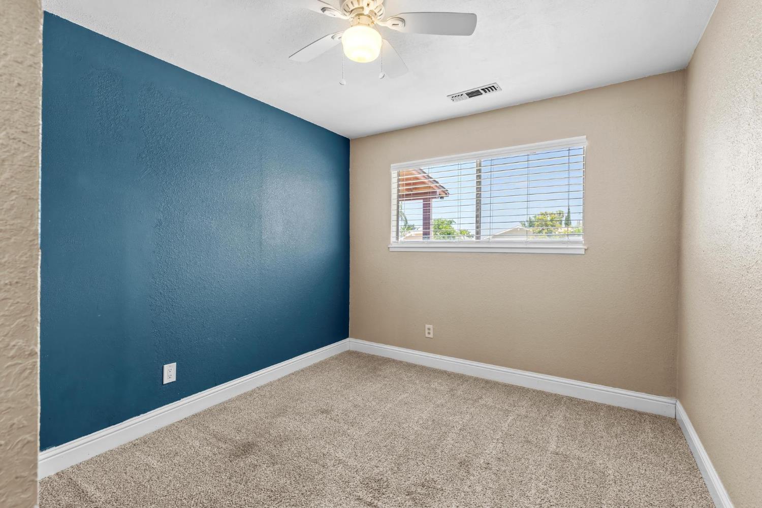 1636 Woodworth Ave, Modesto, CA 95351