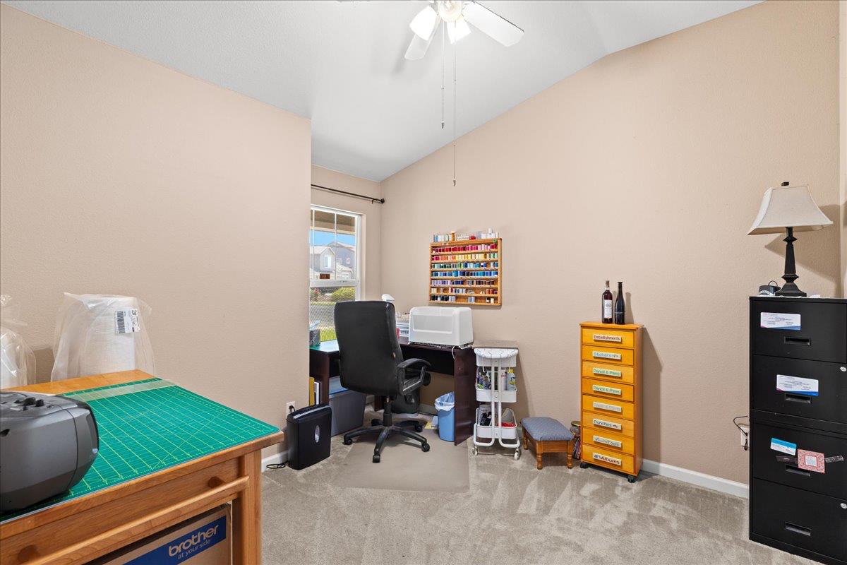 2901 Gambler Hill Ct, Riverbank, CA 95367