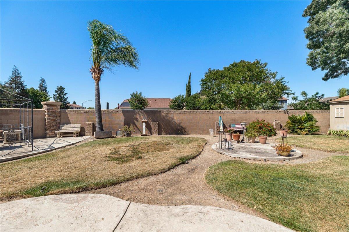 2901 Gambler Hill Ct, Riverbank, CA 95367