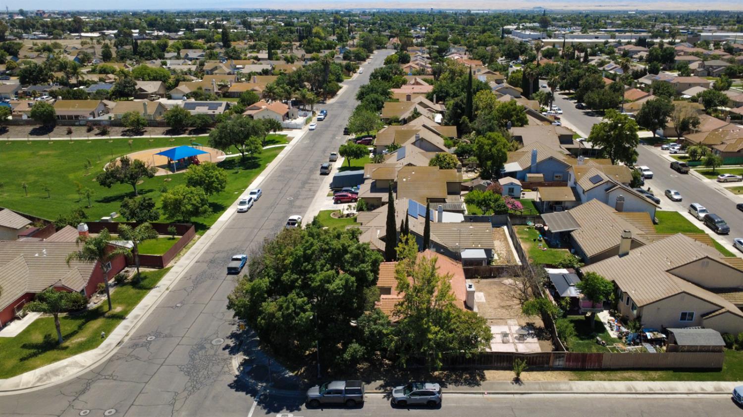 385 N 1st St, Los Banos, CA 93635