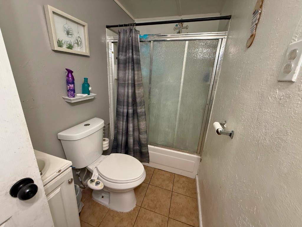 8200 Jantzen #122, Modesto, CA 95357