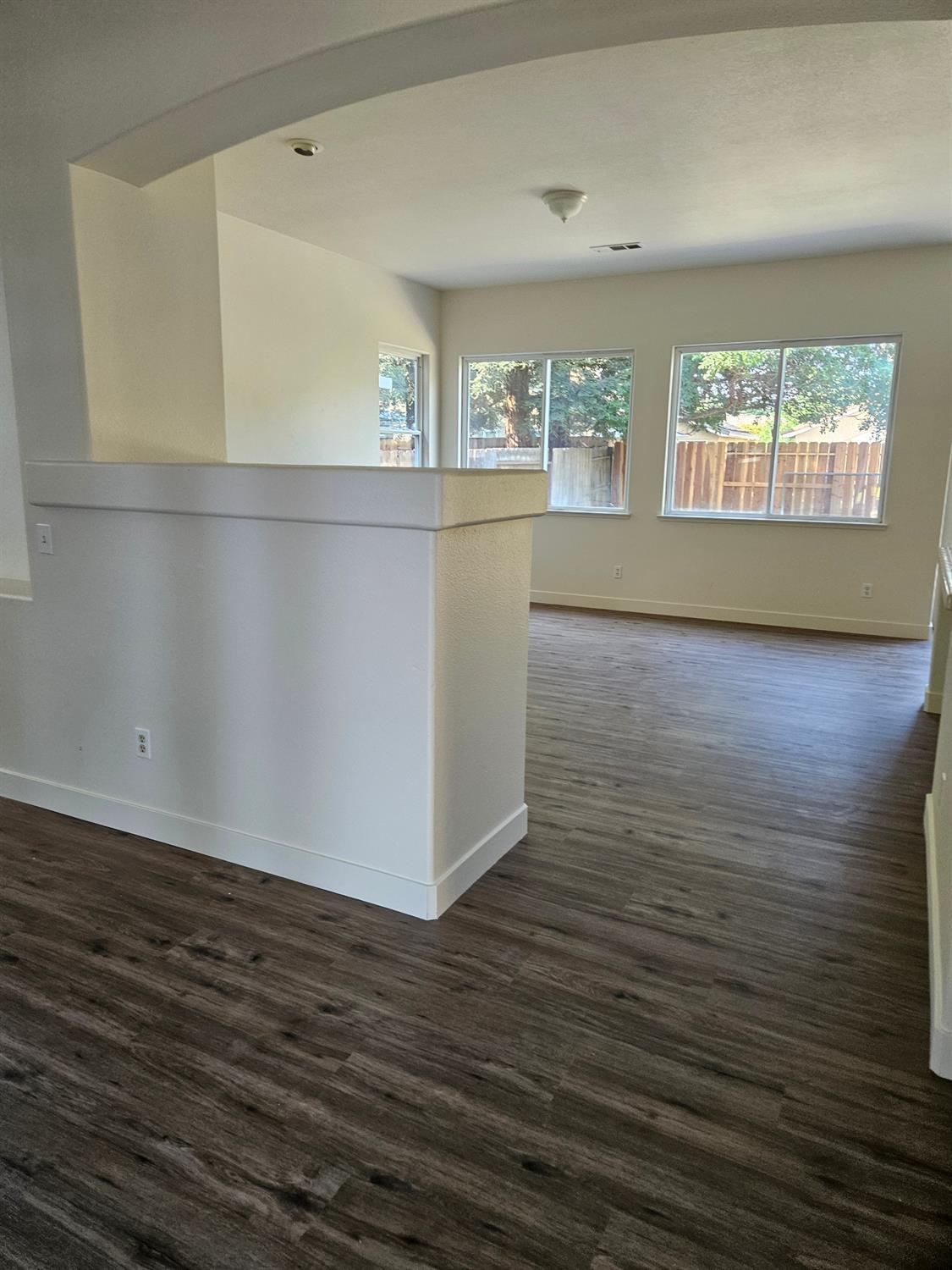 3308 Chandon Dr, Modesto, CA 95355