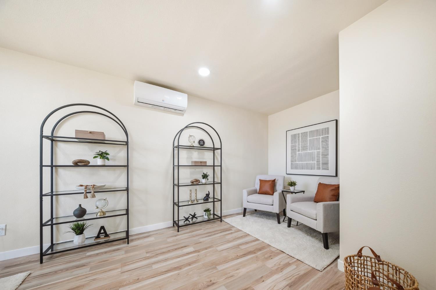 1806 Teresa St, Modesto, CA 95350