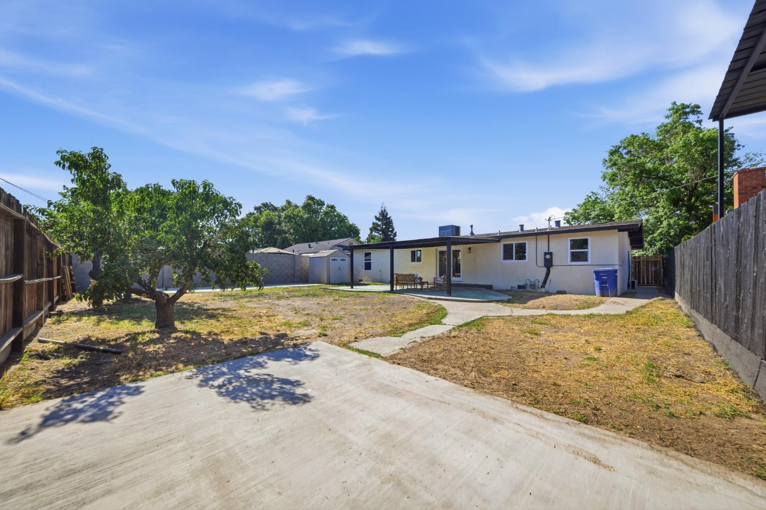 1806 Teresa St, Modesto, CA 95350