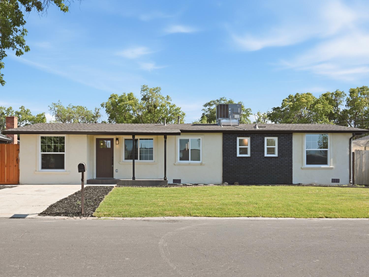 1806 Teresa St, Modesto, CA 95350