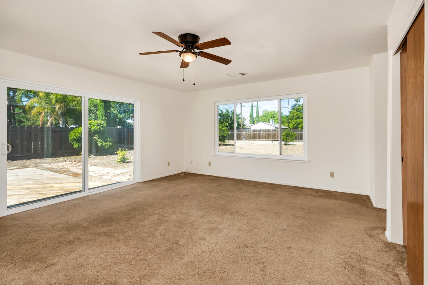 850 Golden Gate Ave, Dos Palos, CA 93620
