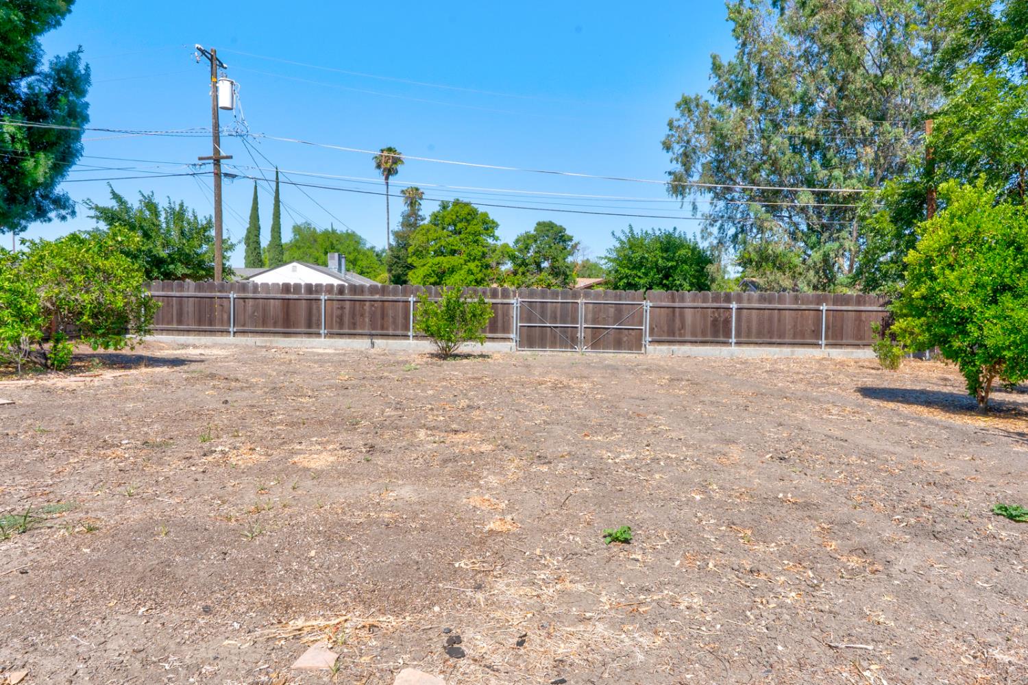 850 Golden Gate Ave, Dos Palos, CA 93620