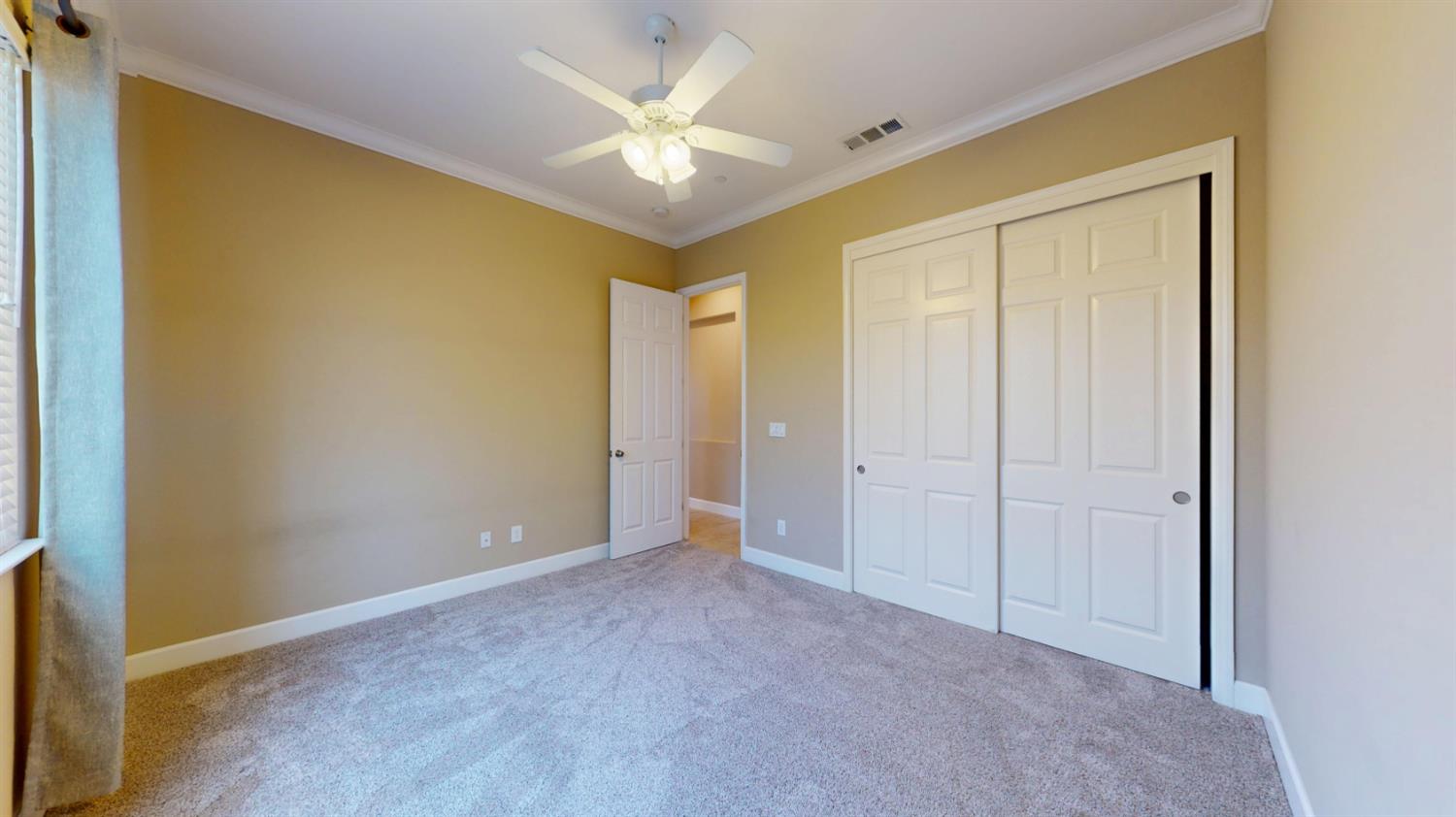 1021 S Nutmeg Landing Ct, Manteca, CA 95336