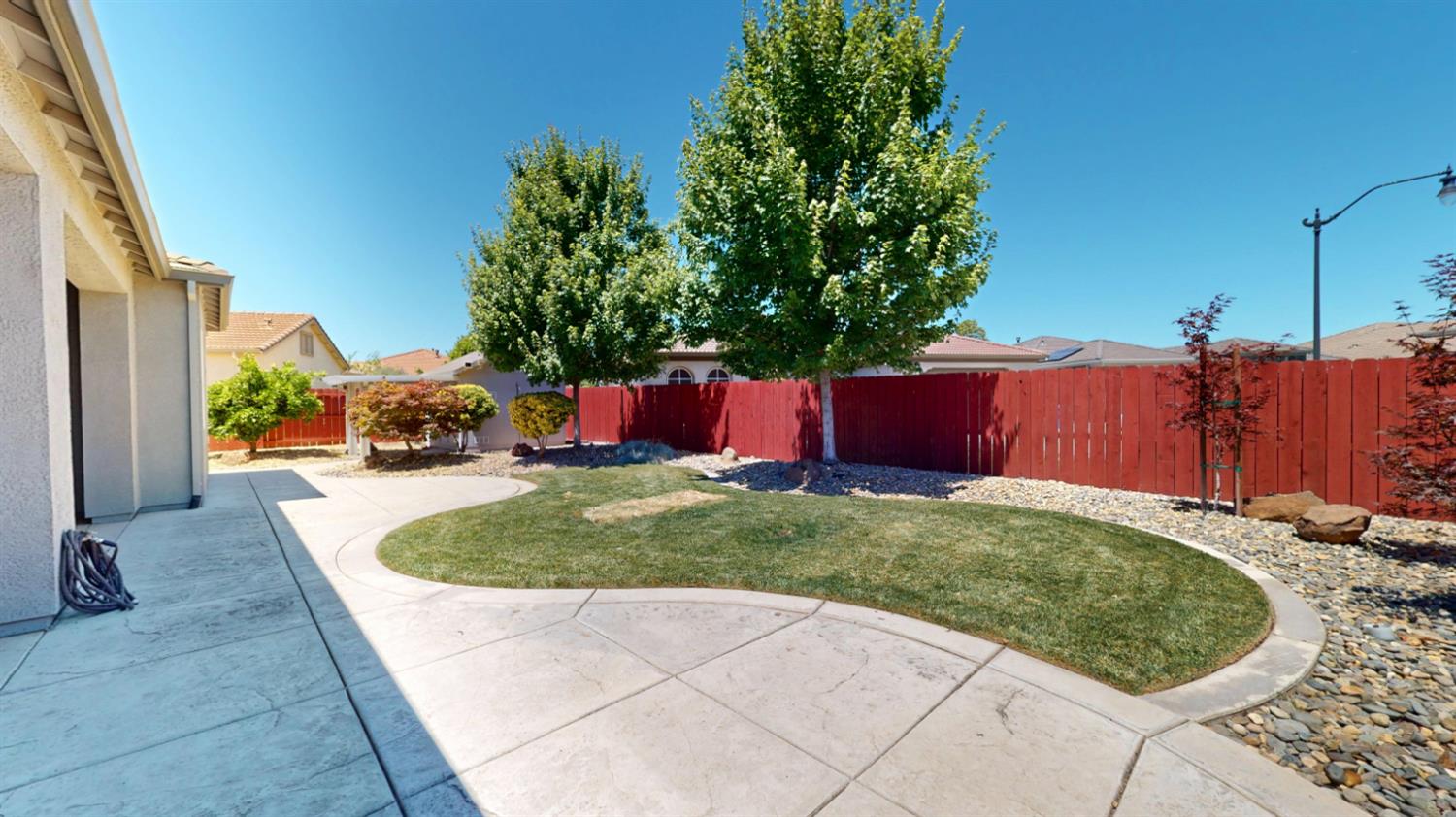 1021 S Nutmeg Landing Ct, Manteca, CA 95336