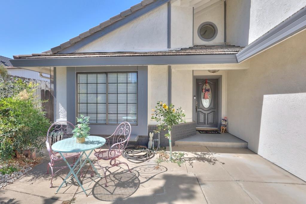 2605 River Creek Dr, Modesto, CA 95351