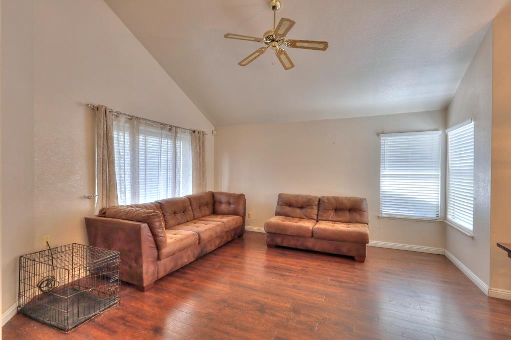 2605 River Creek Dr, Modesto, CA 95351