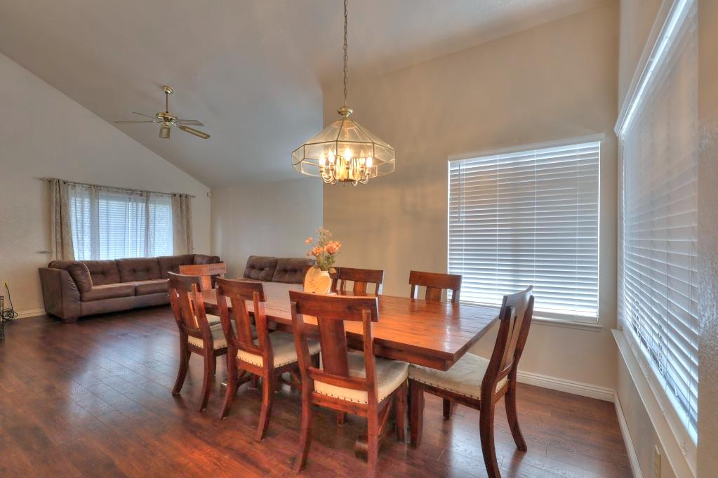 2605 River Creek Dr, Modesto, CA 95351