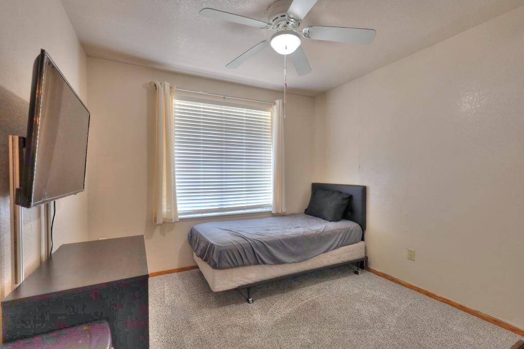 2605 River Creek Dr, Modesto, CA 95351