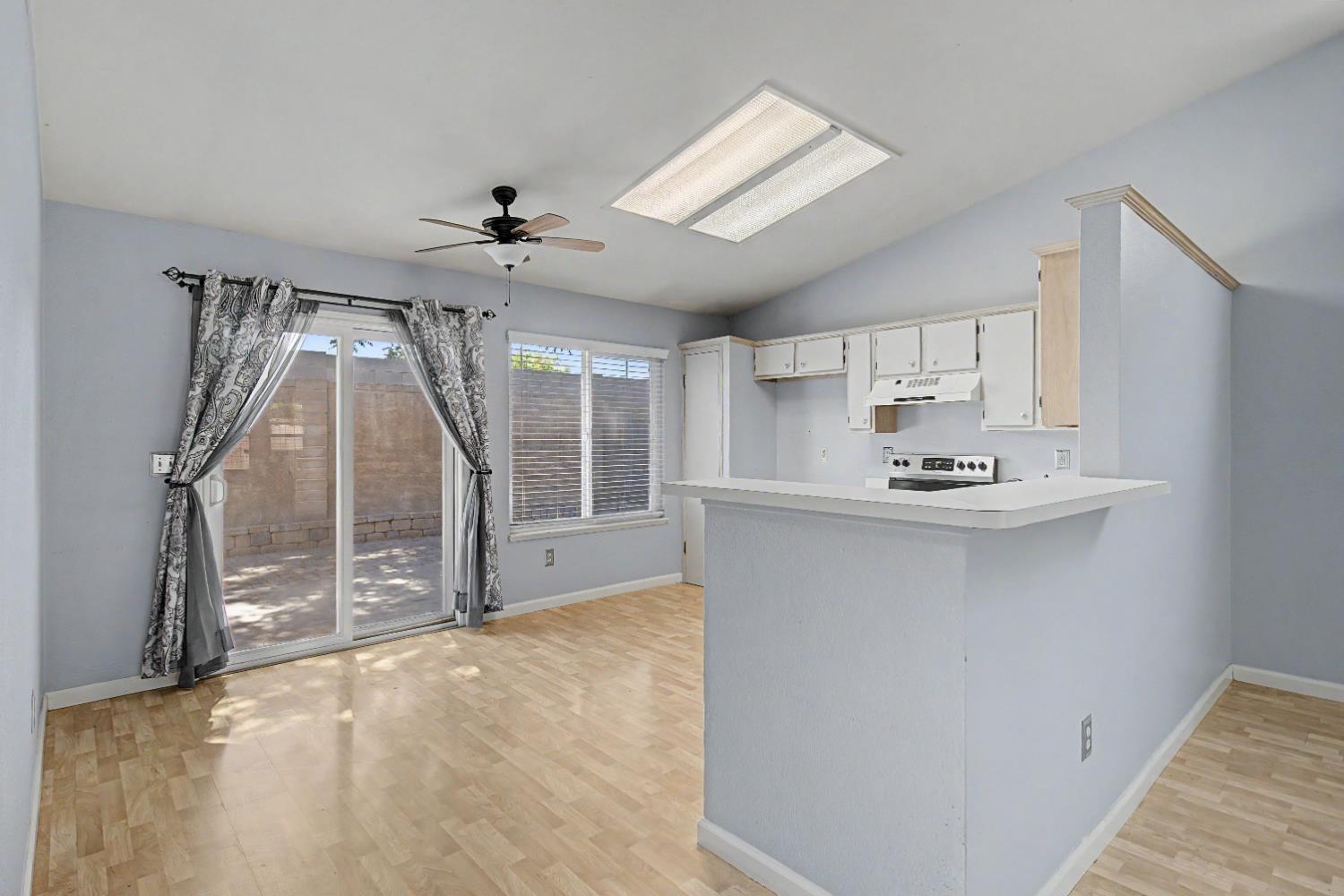 204 Gelf Ln, Modesto, CA 95357