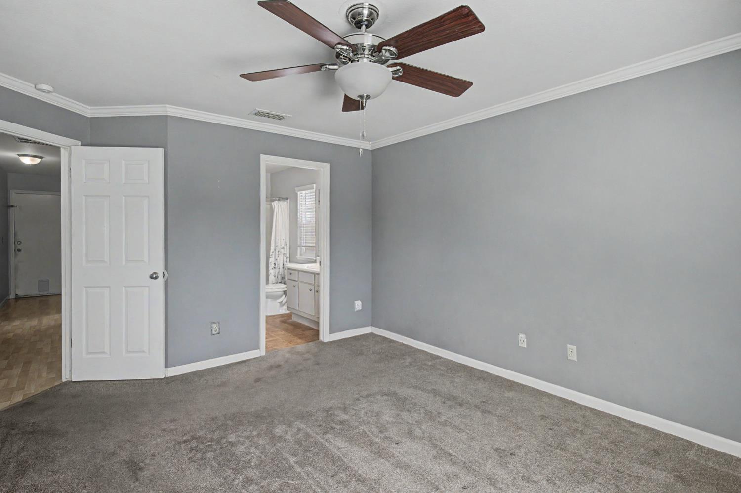 204 Gelf Ln, Modesto, CA 95357