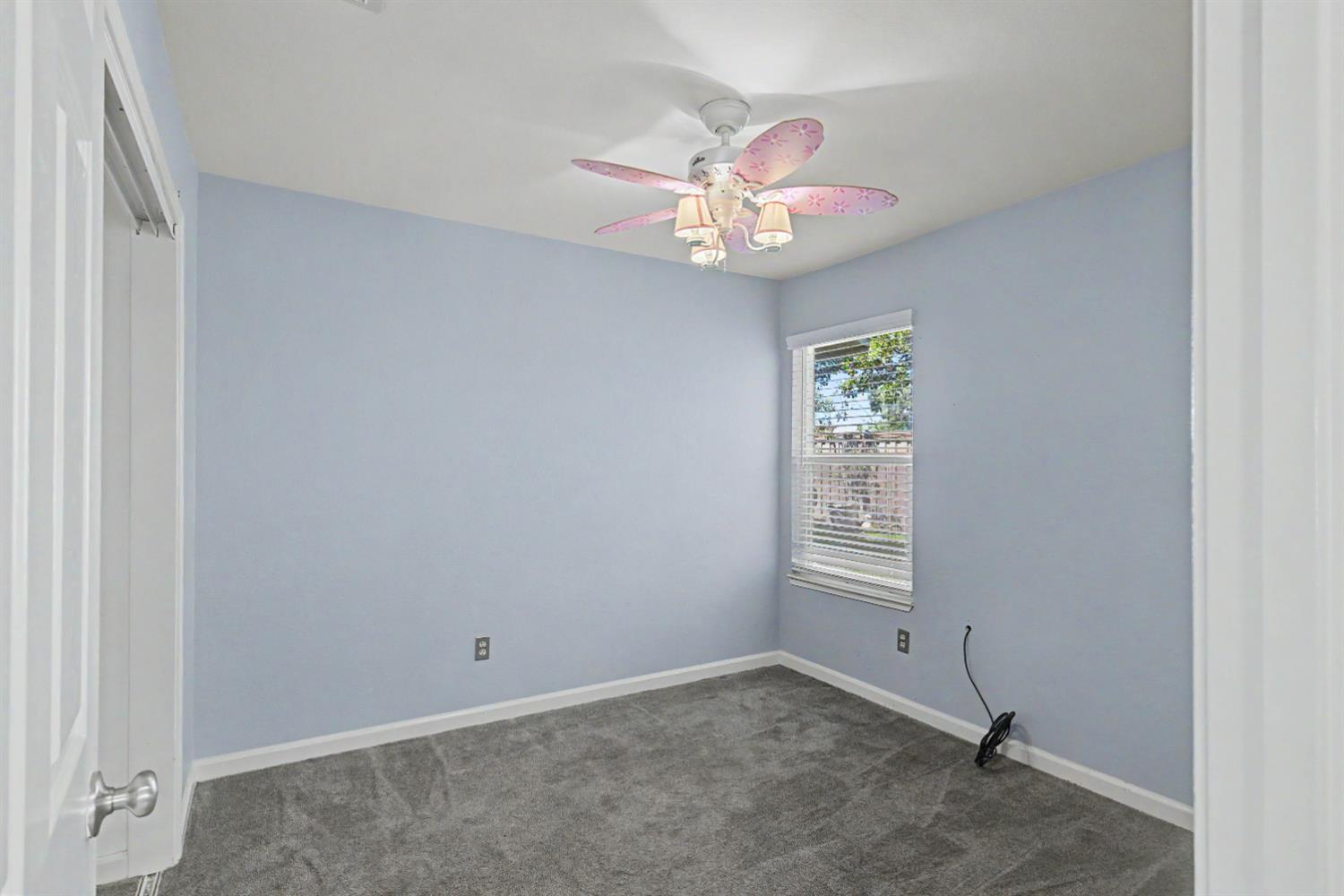 204 Gelf Ln, Modesto, CA 95357