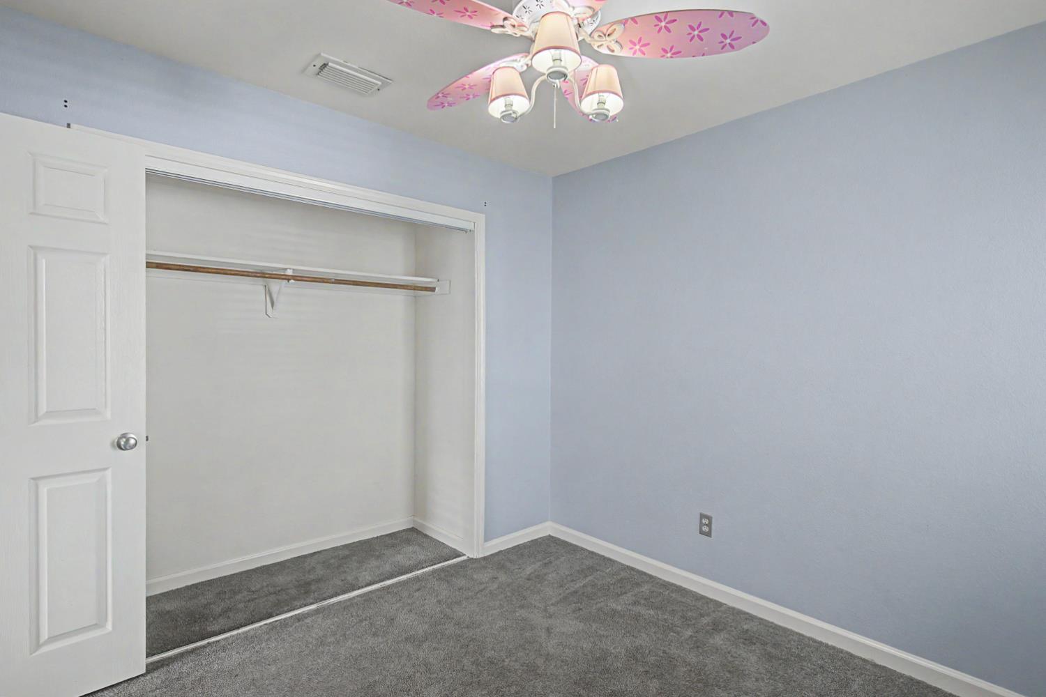 204 Gelf Ln, Modesto, CA 95357