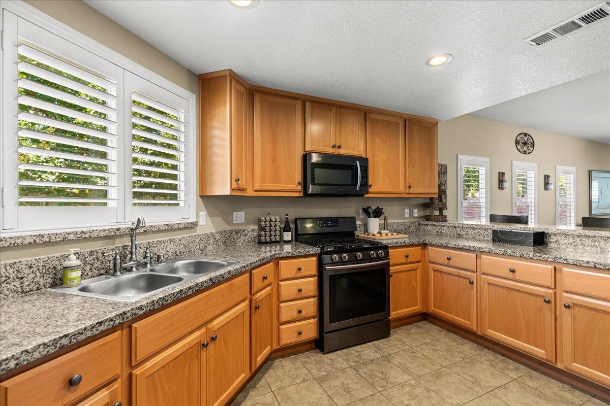 1009 Fairmont Ct, Modesto, CA 95354