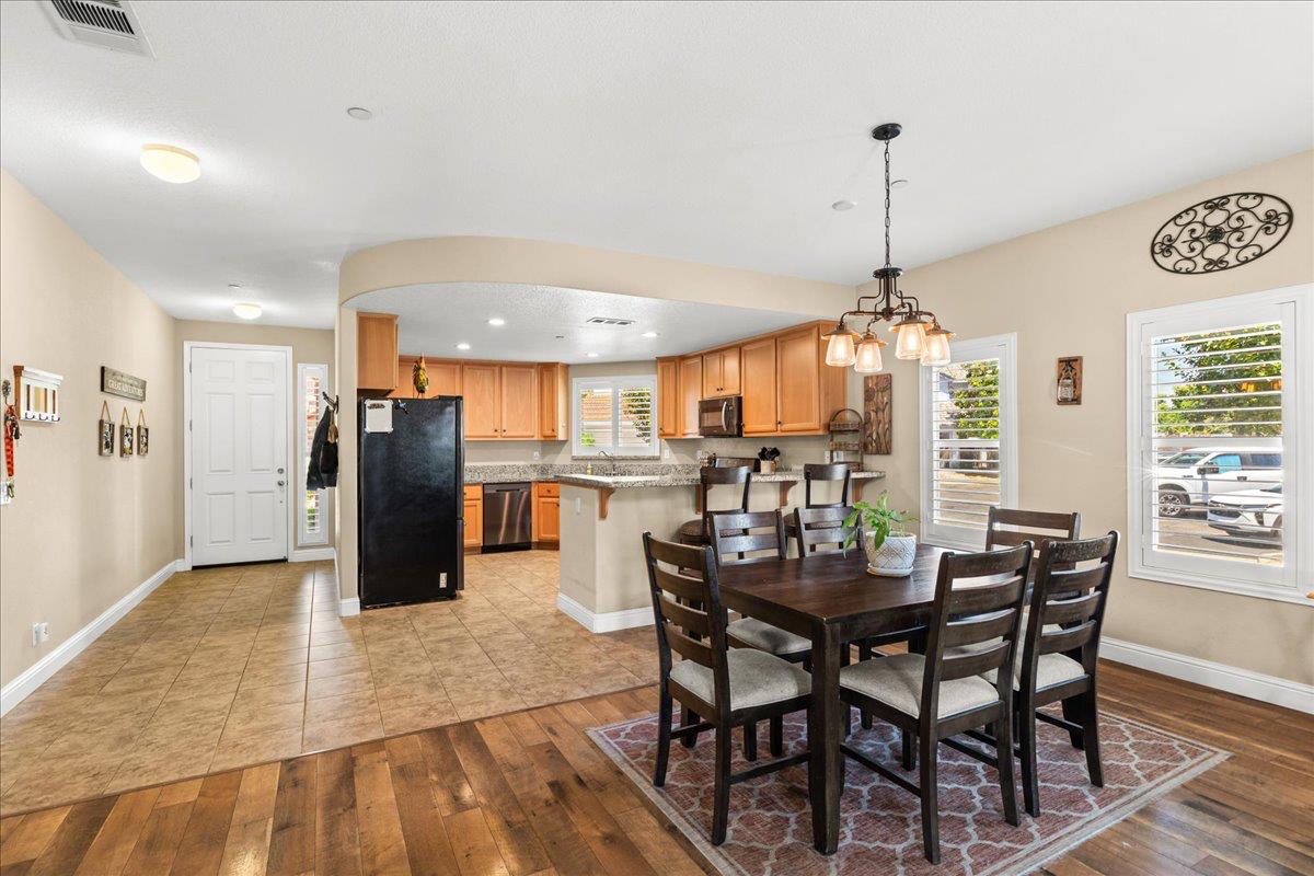1009 Fairmont Ct, Modesto, CA 95354
