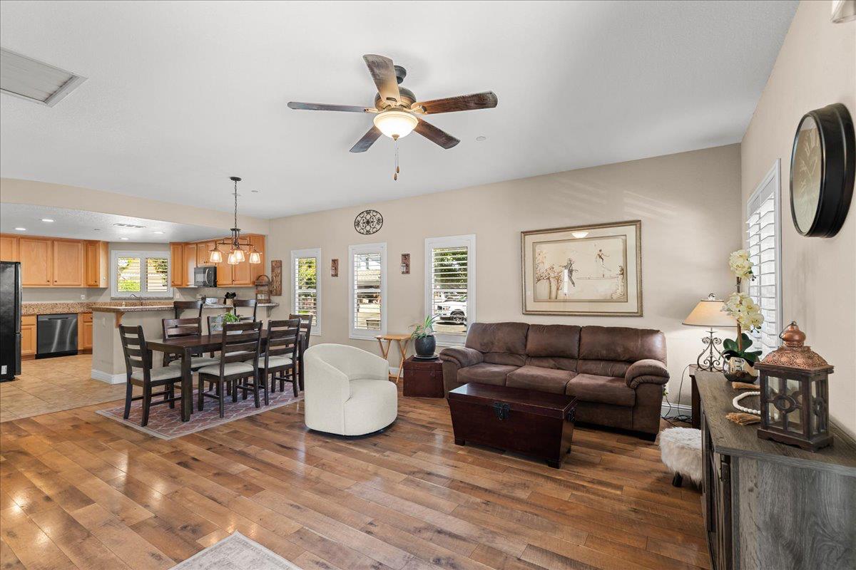 1009 Fairmont Ct, Modesto, CA 95354