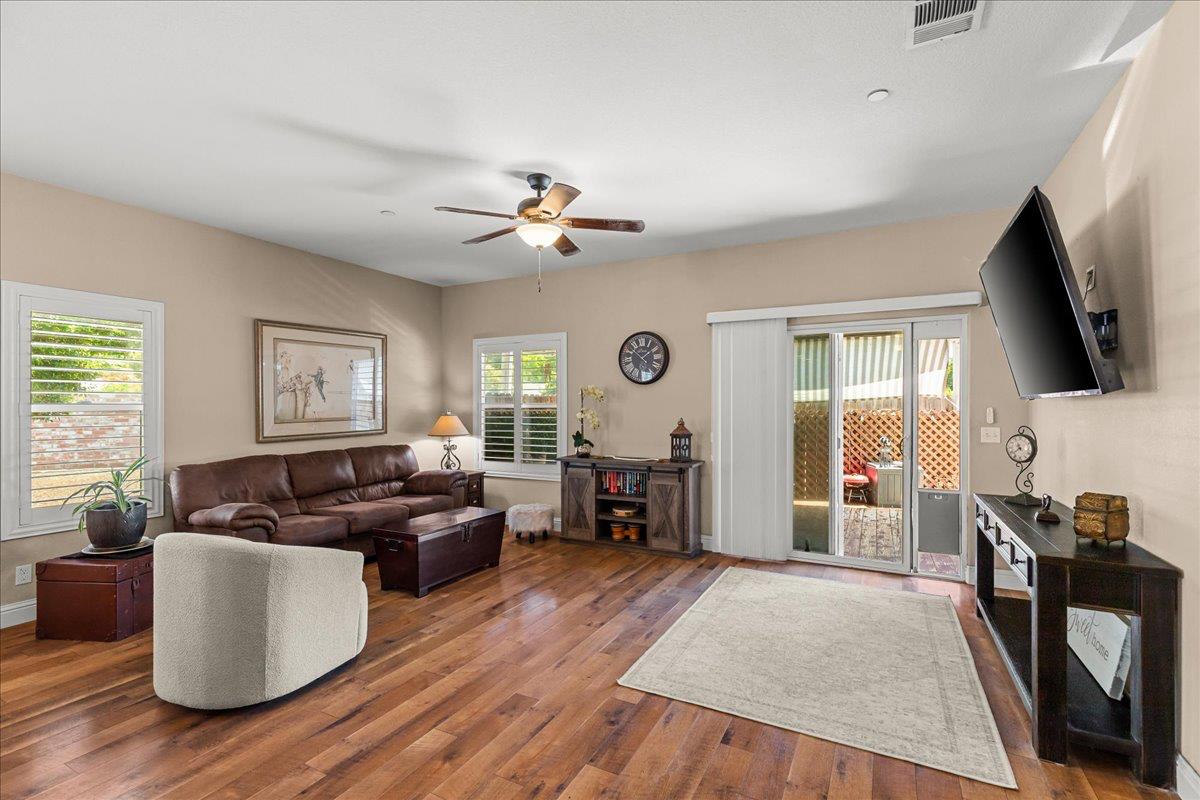 1009 Fairmont Ct, Modesto, CA 95354