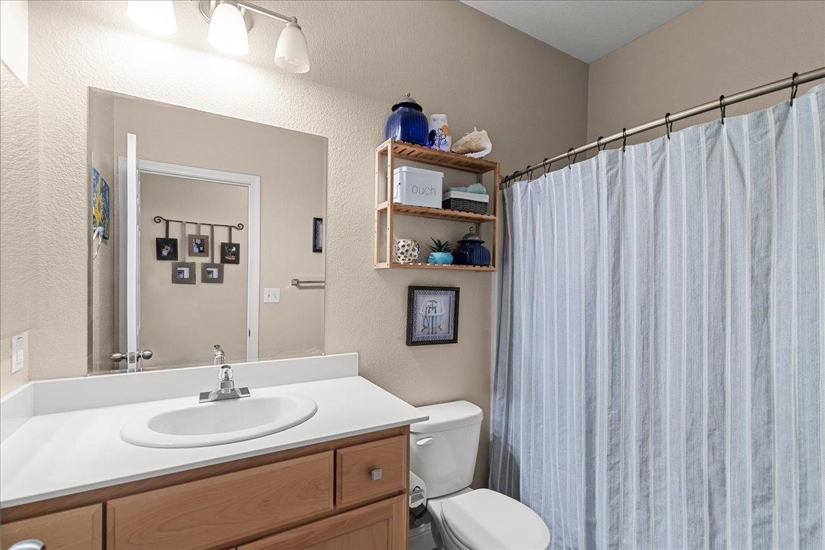 1009 Fairmont Ct, Modesto, CA 95354
