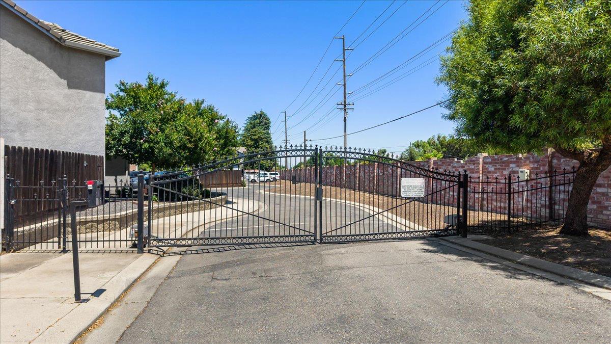 1009 Fairmont Ct, Modesto, CA 95354