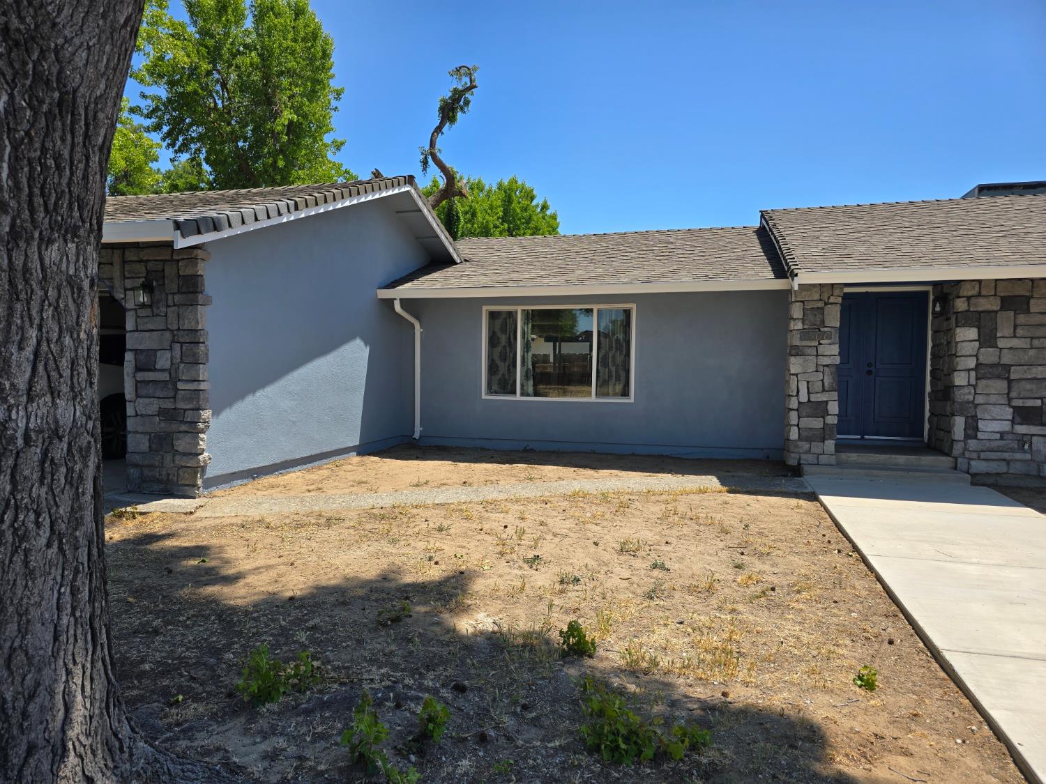 1500 NW Kirkland Ct, Modesto, CA 95356