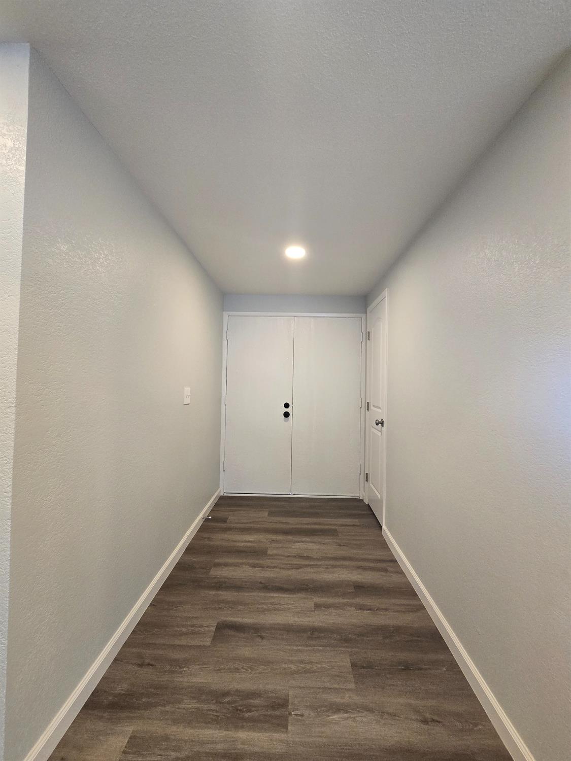 1500 NW Kirkland Ct, Modesto, CA 95356