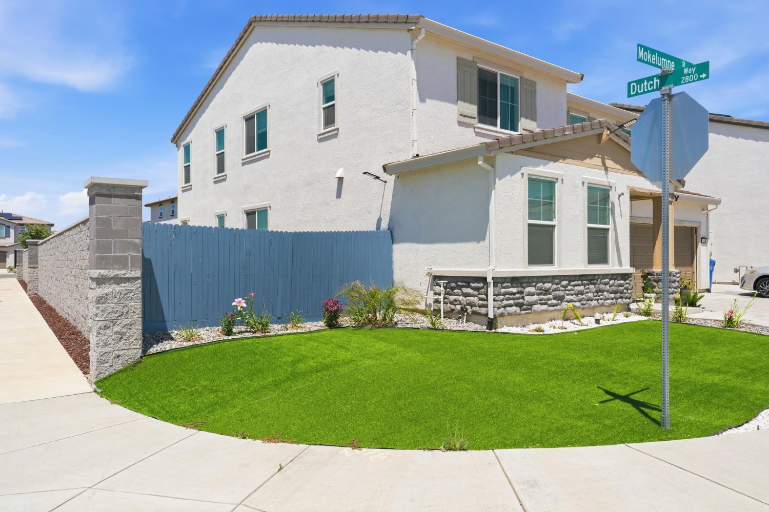 2849 Mokelumne St, Manteca, CA 95337