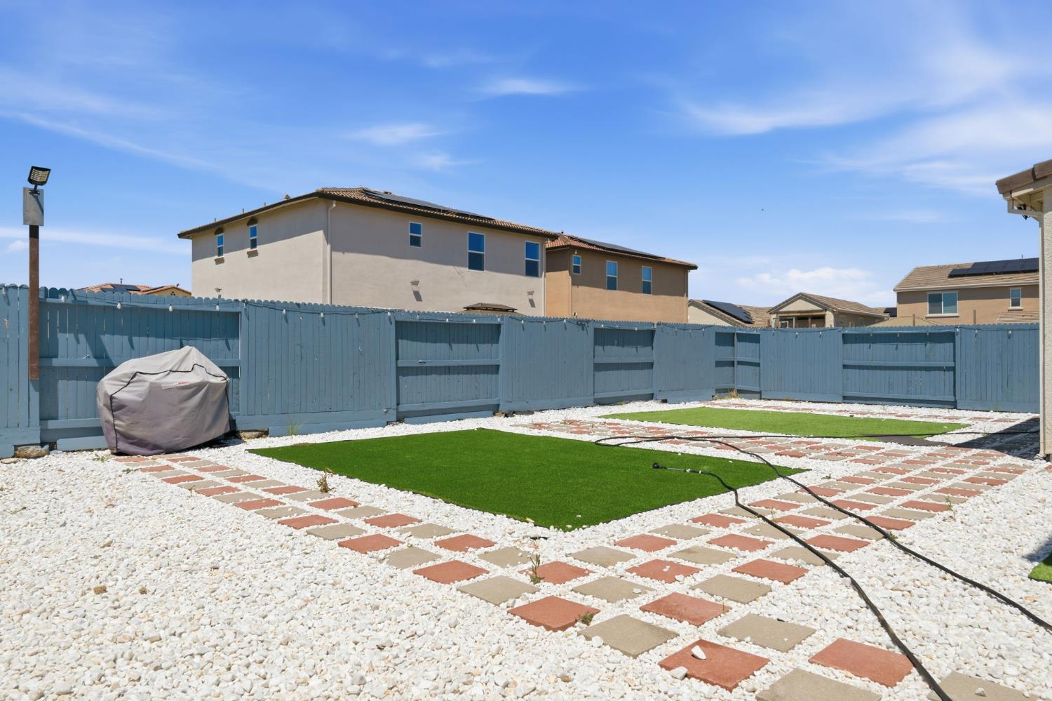 2849 Mokelumne St, Manteca, CA 95337