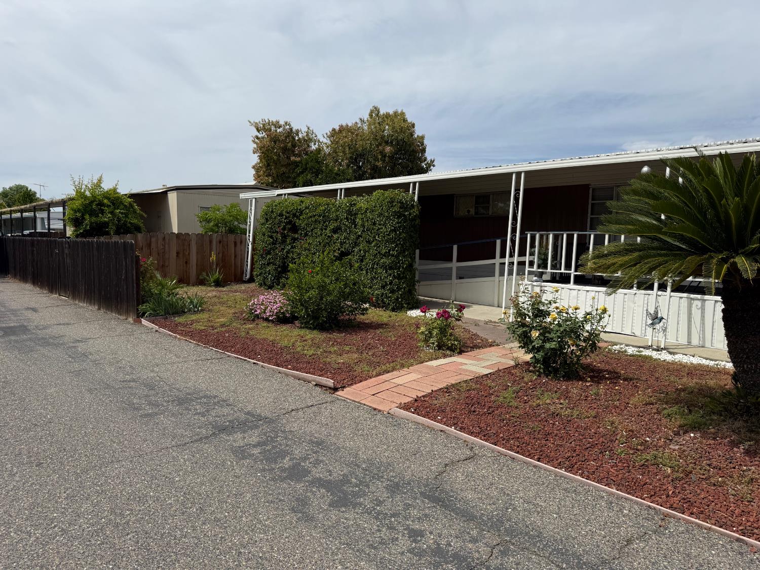 2307 Oakdale Rd #75, Modesto, CA 95355