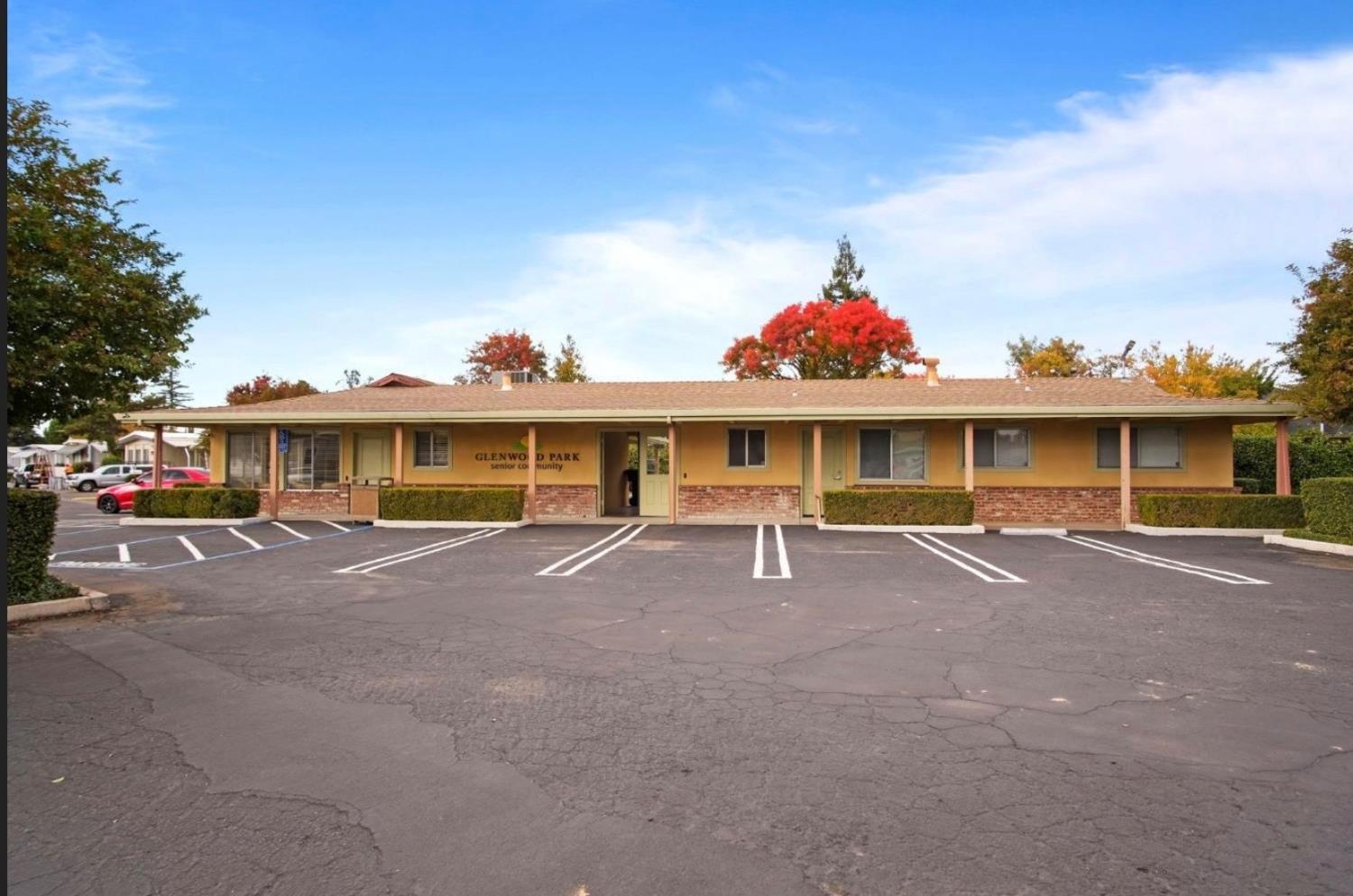 2307 Oakdale Rd #75, Modesto, CA 95355