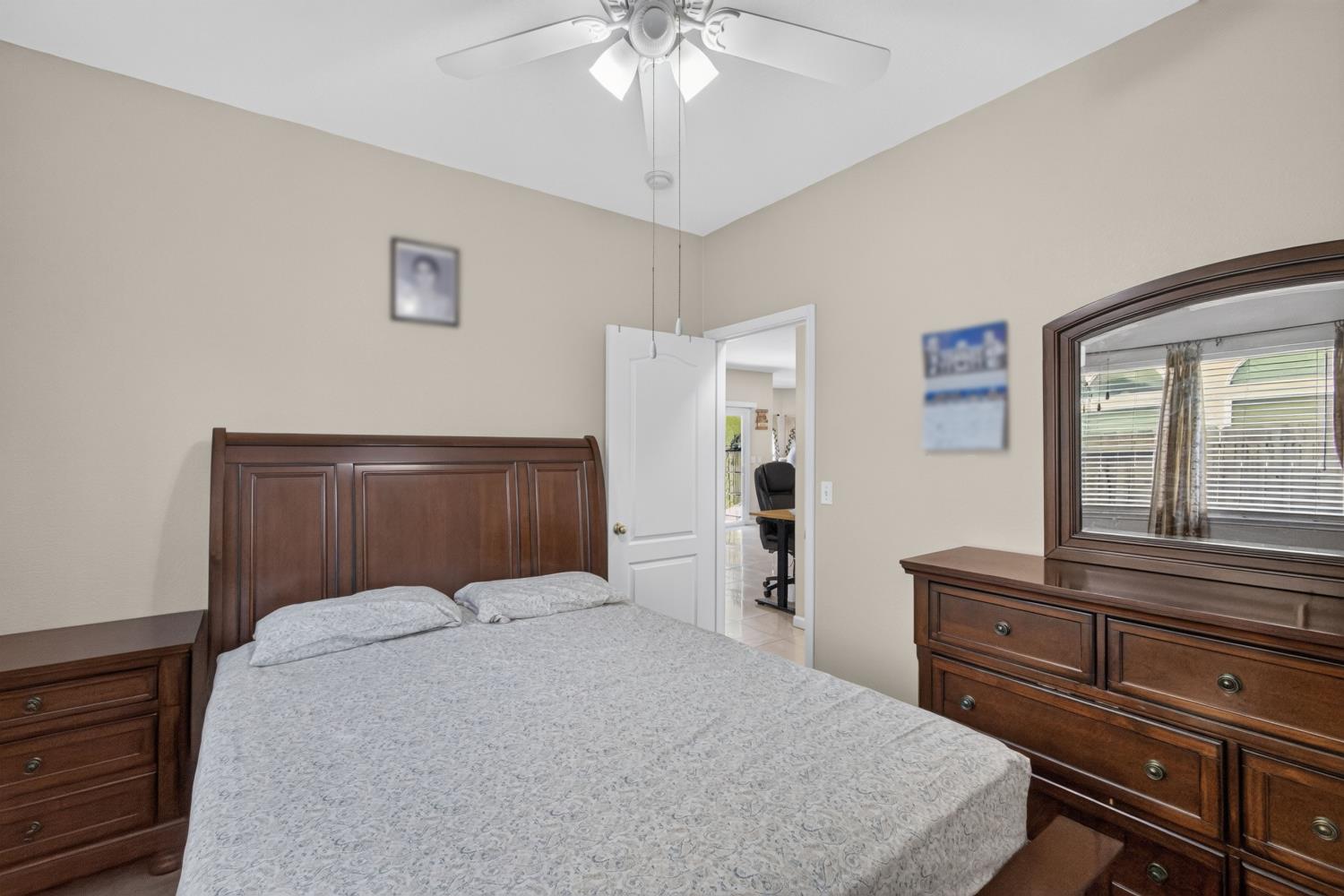 625 SE Helen Dr, Turlock, CA 95382