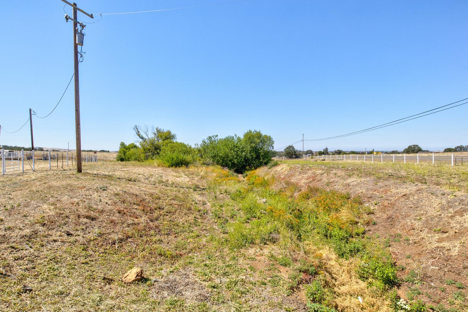 4411 La Grange Rd, La Grange, CA 95329