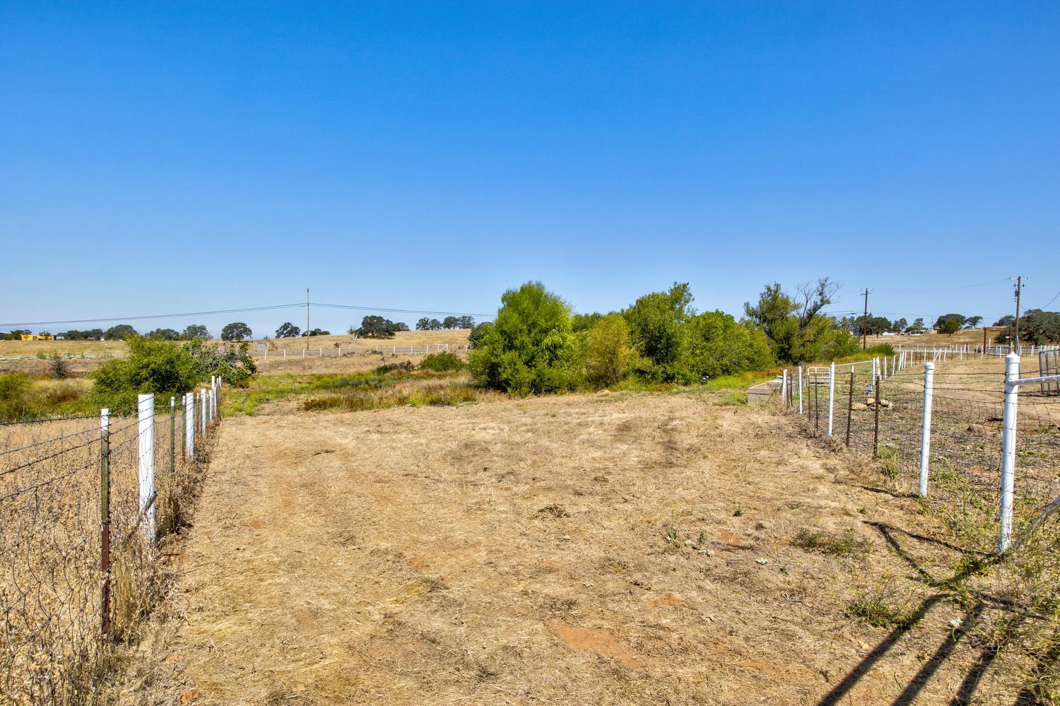 4411 La Grange Rd, La Grange, CA 95329