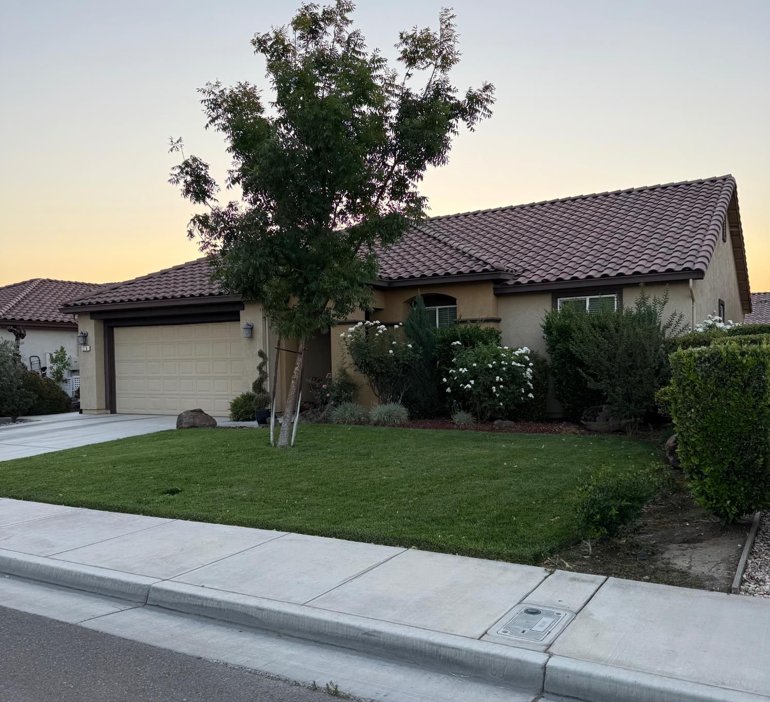 274 North St, Los Banos, CA 93635