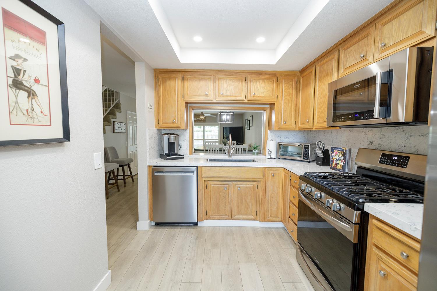 270 W Rumble Rd #C, Modesto, CA 95350