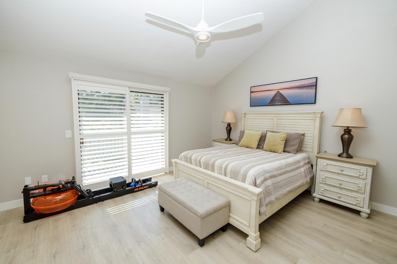 270 W Rumble Rd #C, Modesto, CA 95350