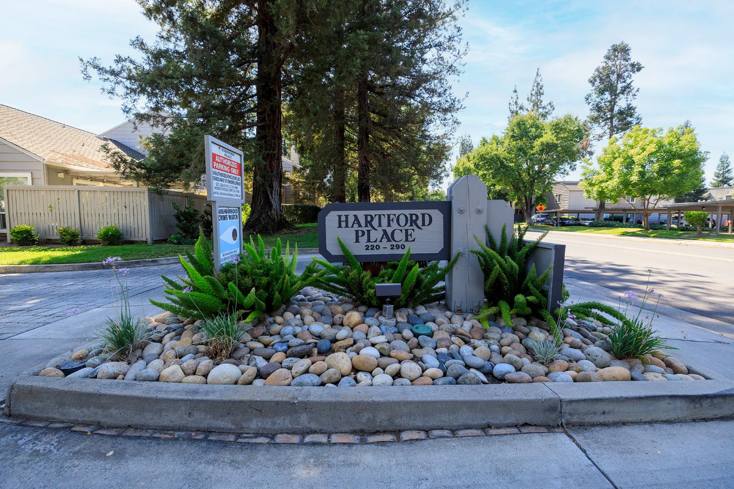 270 W Rumble Rd #C, Modesto, CA 95350