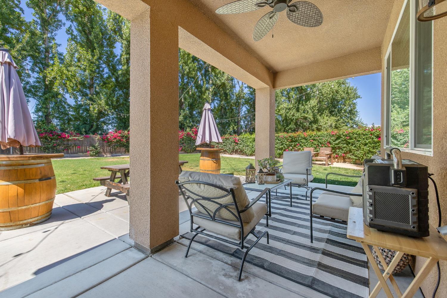 908 Tuscany Ct, Lemoore, CA 93245
