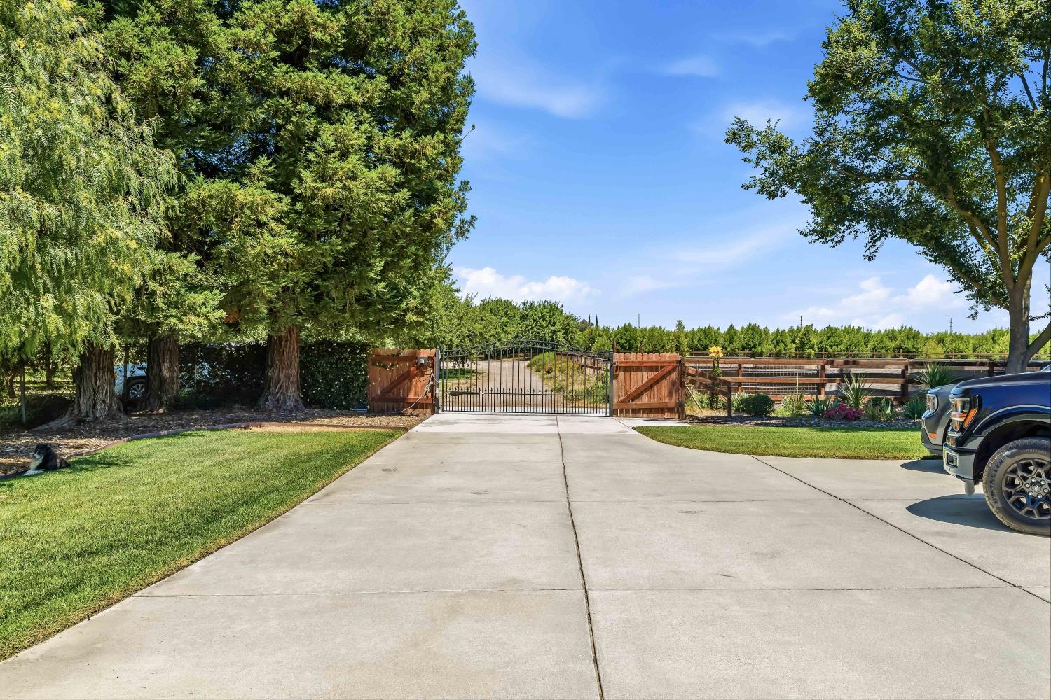 14361 Lombardy St, Delhi, CA 95315