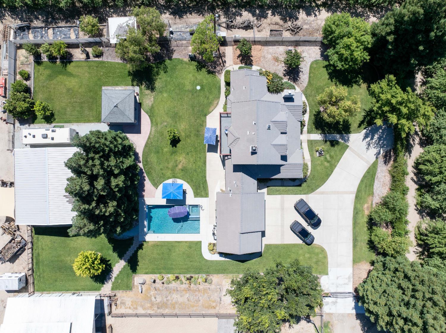 14361 Lombardy St, Delhi, CA 95315