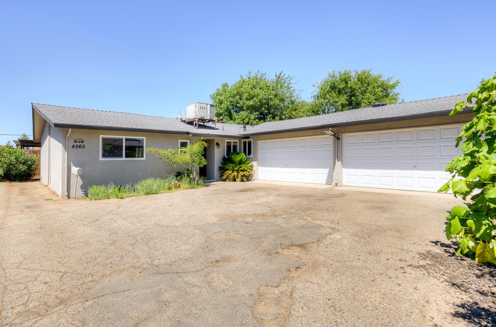 4563 4563 E Sierra Madre Ave, Fresno, CA 93726