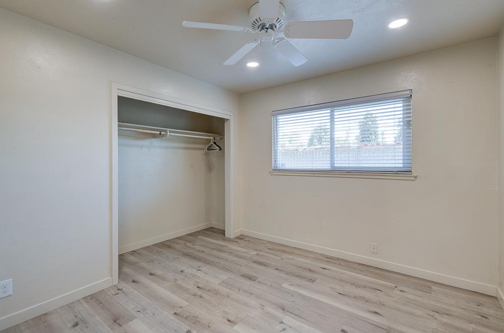 4563 4563 E Sierra Madre Ave, Fresno, CA 93726