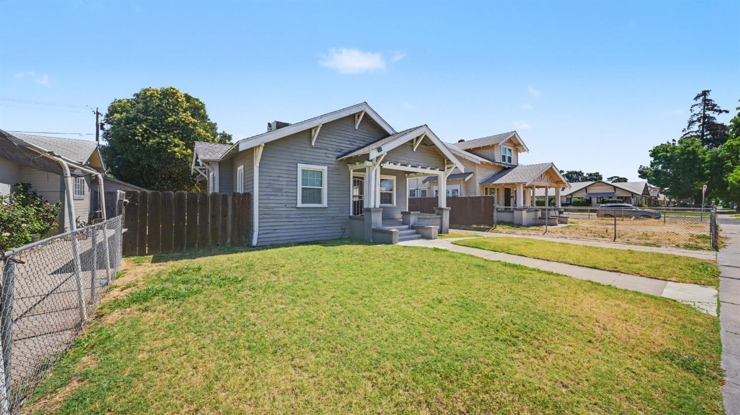 115 W 19th St, Merced, CA 95340