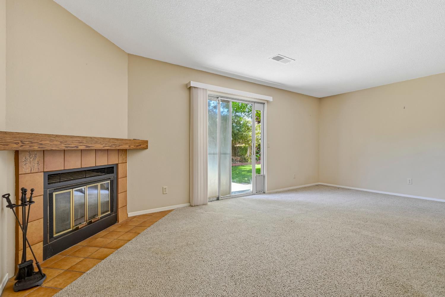 88 Sweetwater Ave, Merced, CA 95341