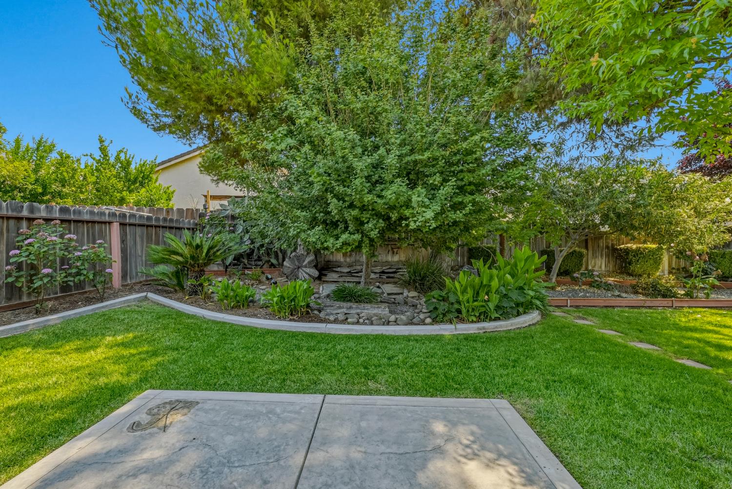88 Sweetwater Ave, Merced, CA 95341